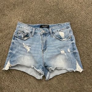 Judy Blue Women's Distressed Denim Shorts - Light Blue